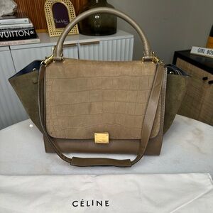 Celine trapeze bag Croc embossed Olive green handbag
